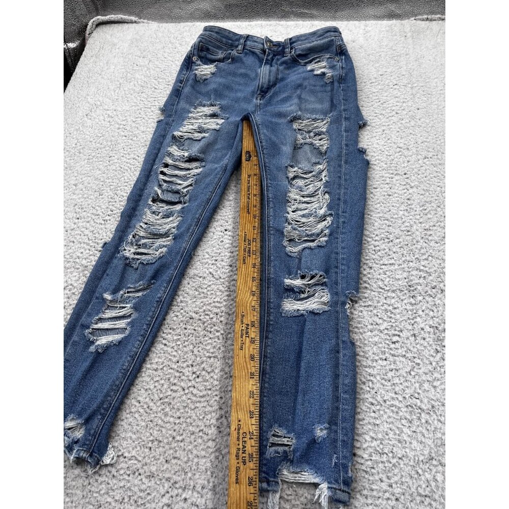 Women's American Eagle Light Wash Distressed Destroyed Denim Mom Jeans Size 4 - Picture 3 of 14